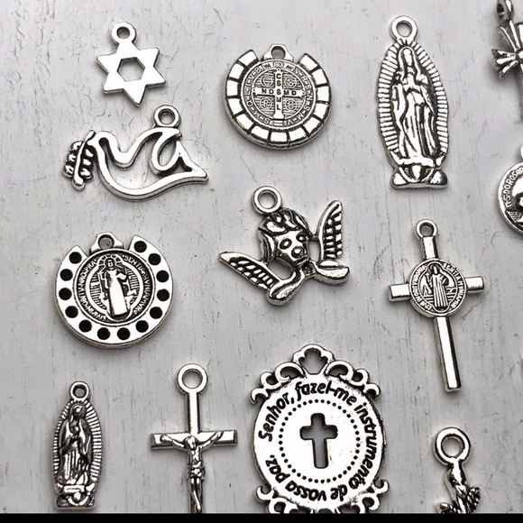 40pc Religious Charms Bracelets Keychains DIY Jewelry Making Crafting Lot Bundle - Picture 5 of 12